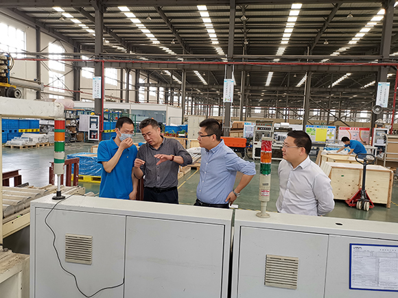 Nanjing Xiezhong Automotive Air Conditioning Group Co., Ltd. came to our company for review